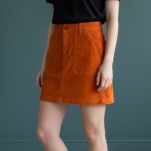 Old Navy burnt orange short skirt